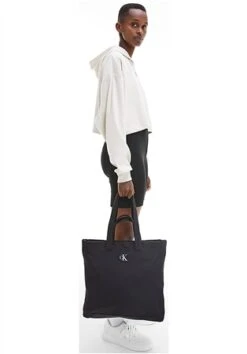 Calvin Klein Black City Nylon Large Zip Tote Bag -Jack & Jones Store 25573 2