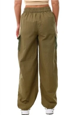 Veromoda Green / Dried Herb Janey Loose Fit High Rise Cargo Trousers -Jack & Jones Store 27322 3