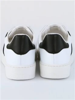 Victoria White / Black Madrid Contrast Lace Up Trainers -Jack & Jones Store 28634 2