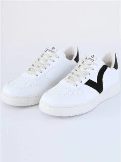 Victoria White / Black Madrid Contrast Lace Up Trainers