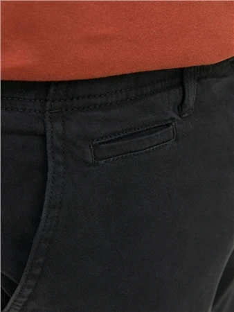Jack & Jones Black Stace Harlow Chino 2 Jack & Jones Black Stace Harlow Chino - Image 2