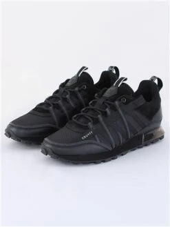 Cryuff Black Fearia Trainer