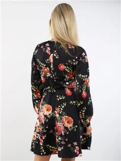 Girl In Mind Black Print Tammy Floral Skater Dress -Jack & Jones Store 29400 3