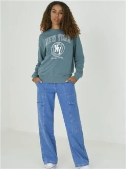 Brave Soul Sea Moss / White New York Print Crew Sweat -Jack & Jones Store 29559 2