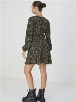 Brave Soul Black / Yellow Floral Long Sleeve Mini Wrap Dress -Jack & Jones Store 29690 2